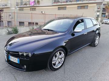 SW 2.0 jtdm Distinctive 136cv