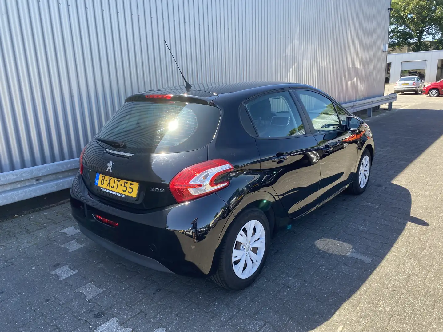 Peugeot 208 1.2 VTi Active 163Dkm, 5-Drs, A/C, CC, nw. APK – I Zwart - 2