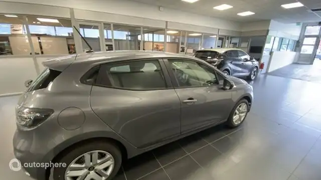 Renault Clio view 5
