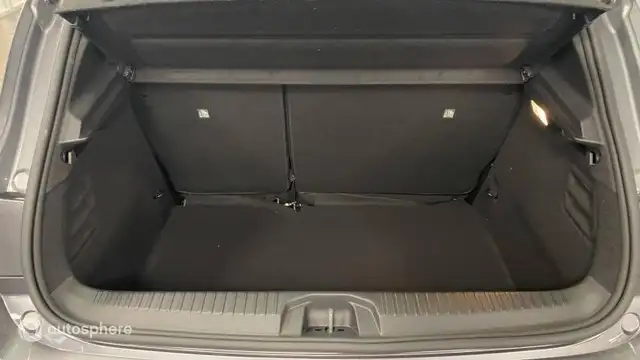 Renault Clio view 9