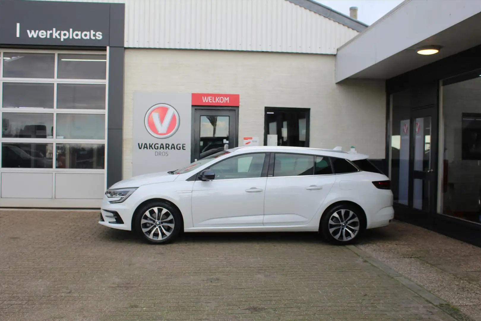 Renault Megane E-Tech Estate 1.6 Plug-In Hybrid 160pk R.S. Line Blanc - 2