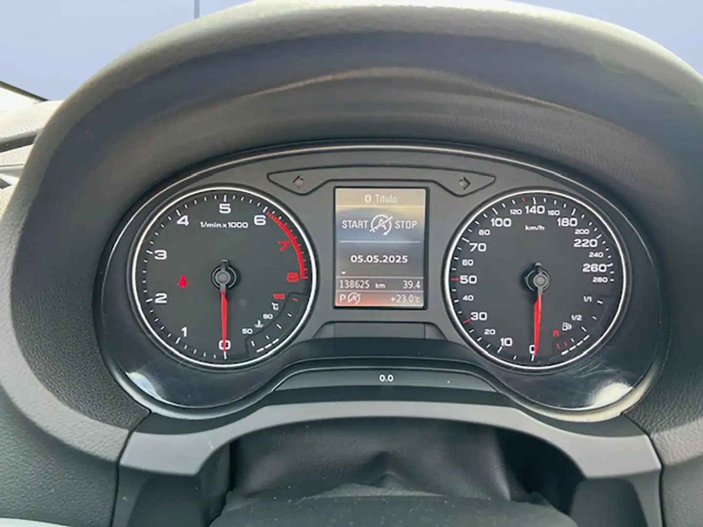 Audi A3 Cabrio 1.4 TFSI COD Attraction S-T 150 Zwart - 2