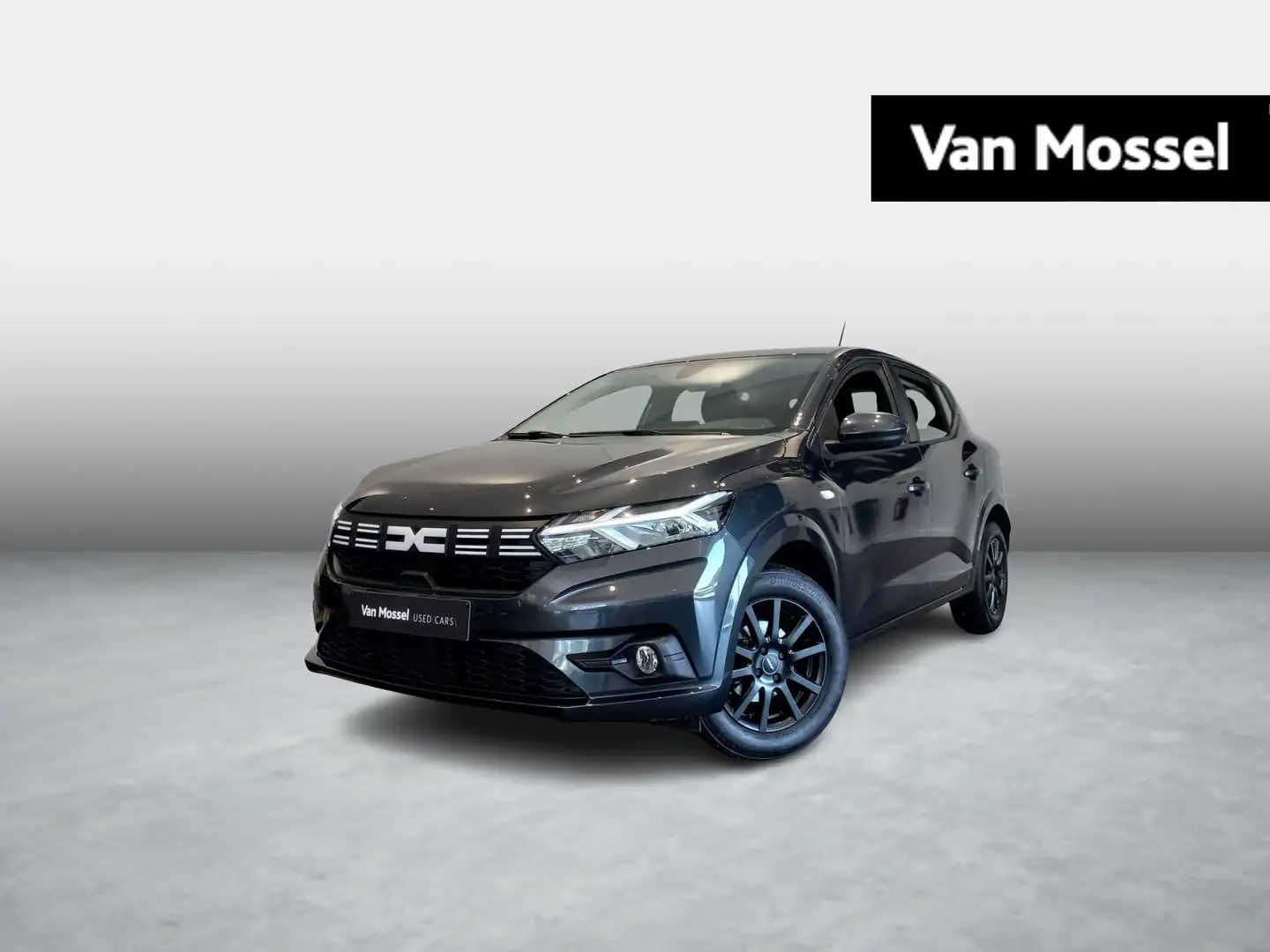 Dacia Sandero TCe 90 Expression + Winterset Grijs - 1