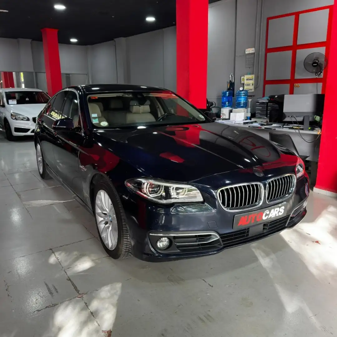BMW 530 530dA Luxury Azul - 1