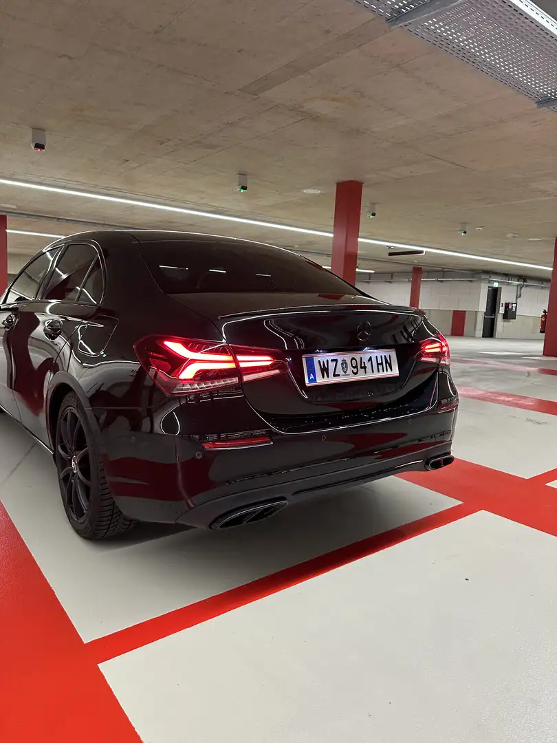 Mercedes-Benz A 180 d Limousine - 1