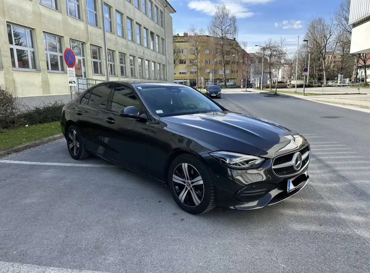 Mercedes-Benz C 180