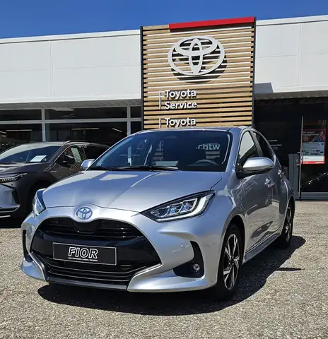 Toyota Yaris Active Drive Hybrid