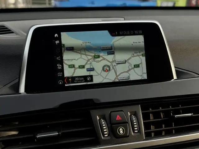 BMW X1 view 10