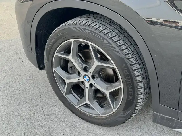BMW X1 view 4