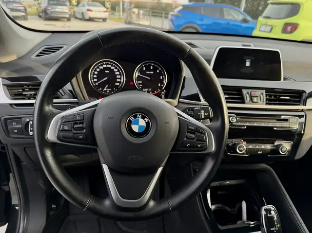 BMW X1 view 7