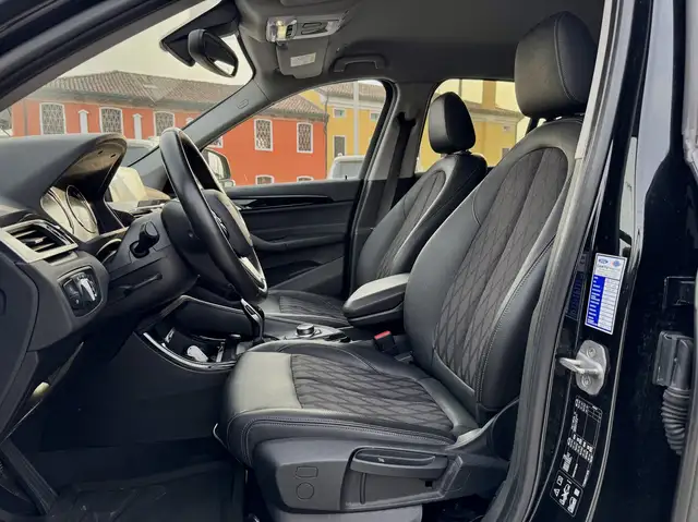 BMW X1 view 5