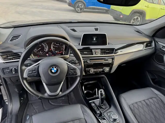BMW X1 view 6