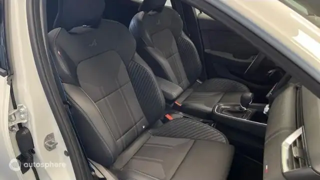 Renault Clio view 13