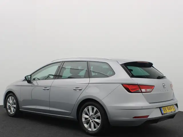 Seat Leon view 3