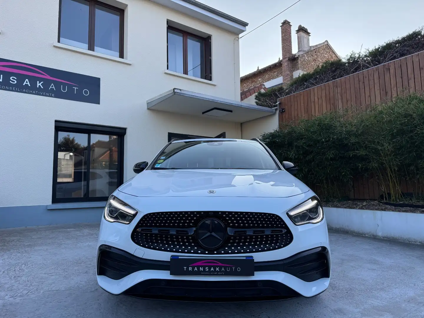 Mercedes-Benz G AMG Line Blanc - 2