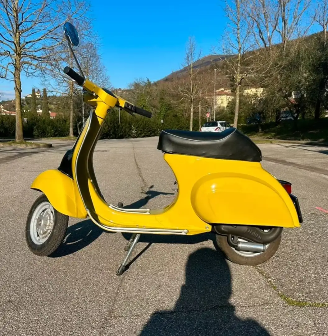 Vespa S 50 Jaune - 2