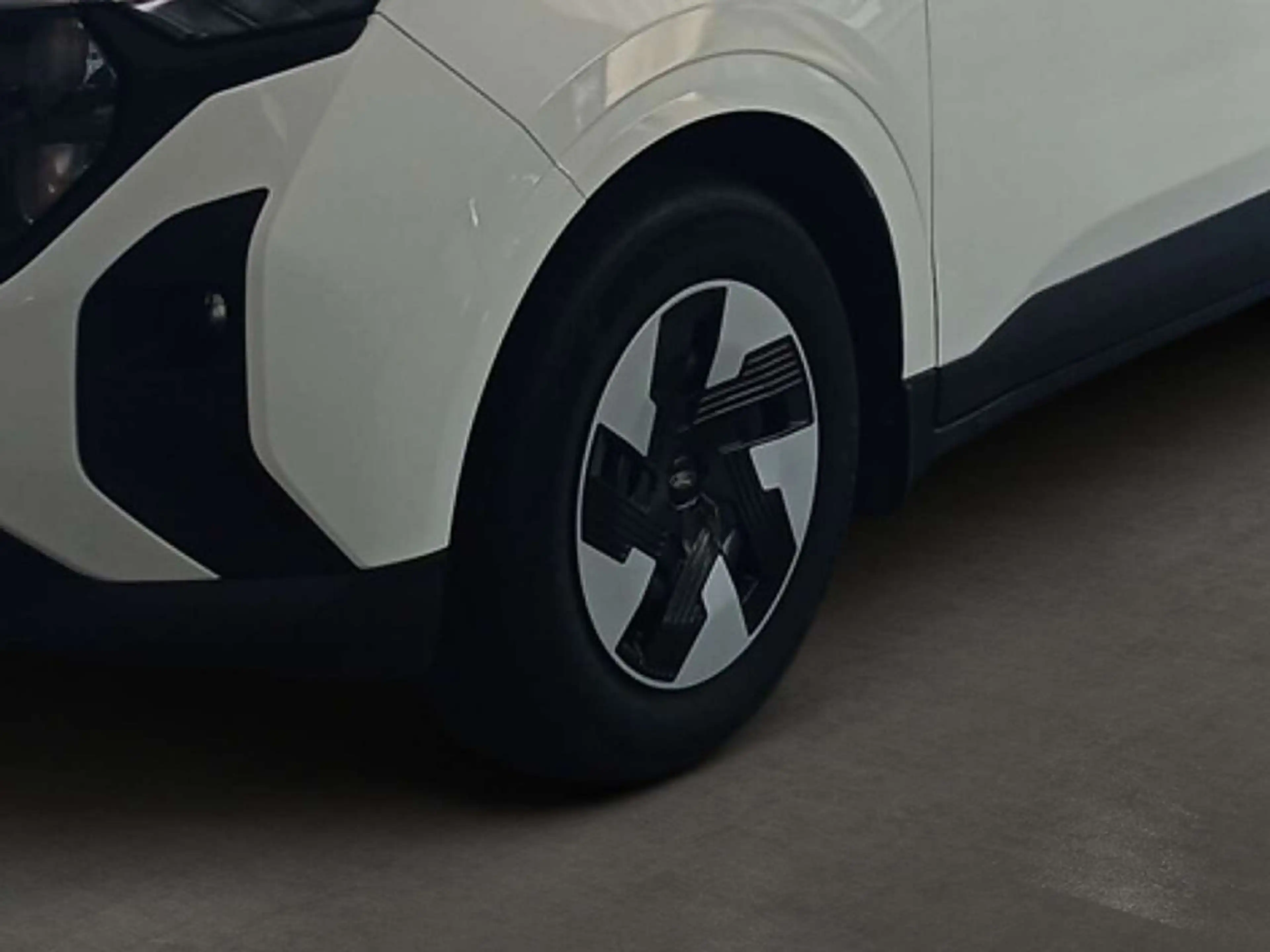 Ford Transit Courier Trend Elektro 136 PS — photo 7