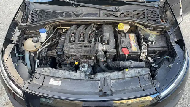Citroen C4 Cactus view 15