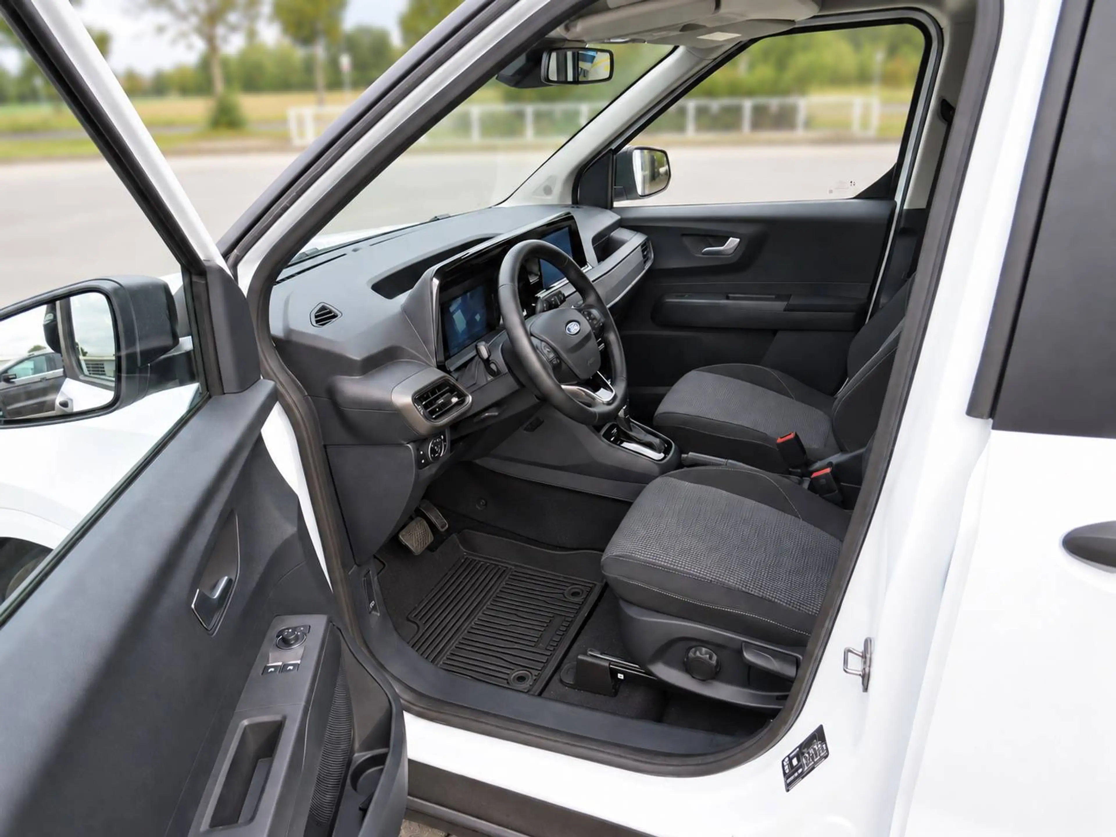 Ford Transit Courier Trend Doppelkabine — photo 8