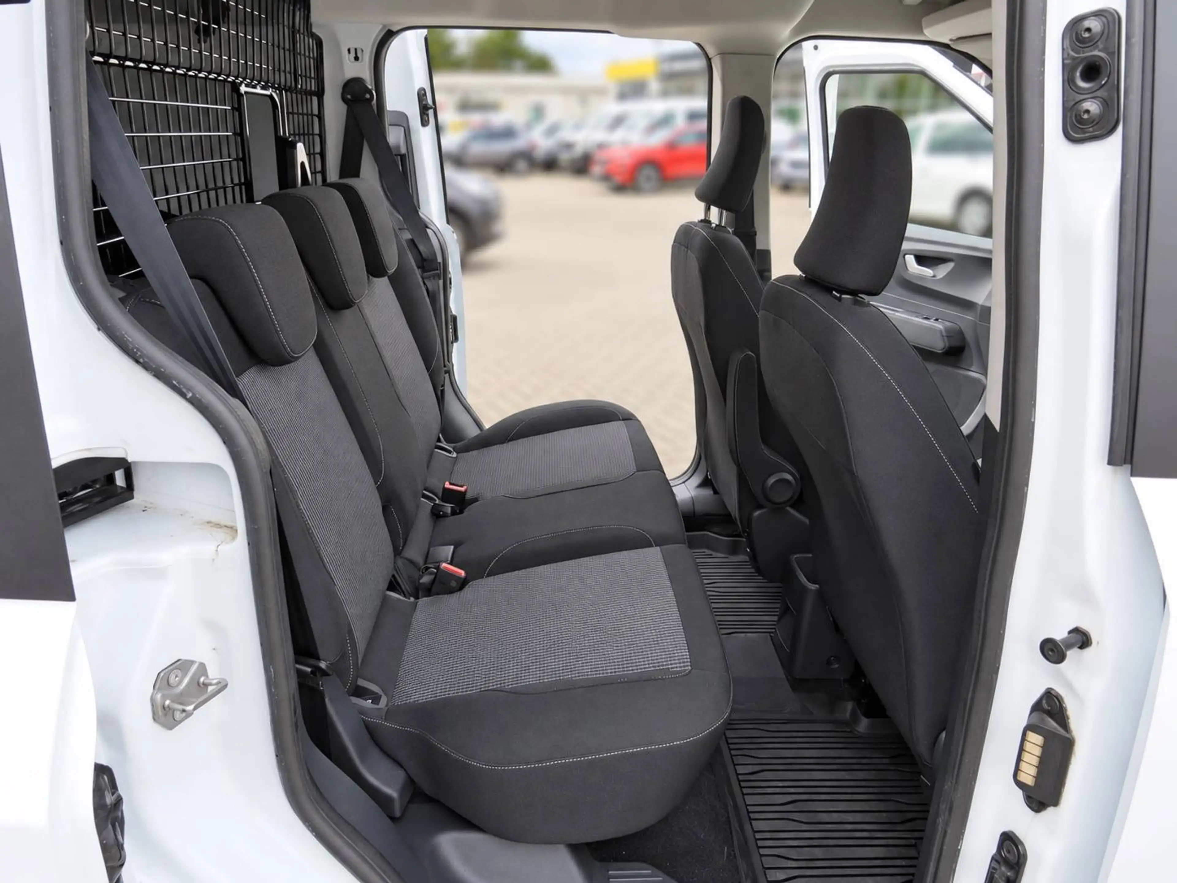 Ford Transit Courier Trend Doppelkabine — photo 11