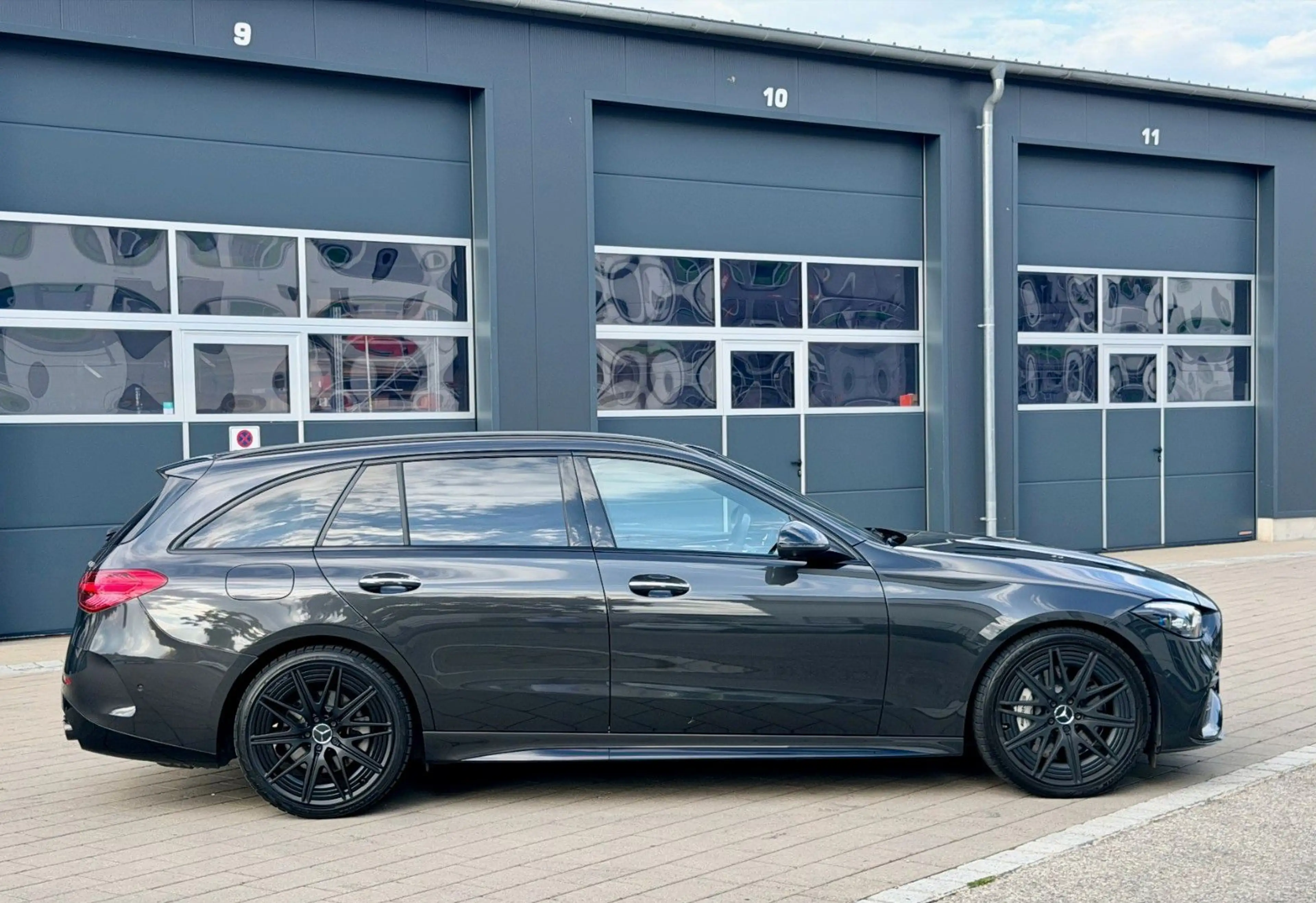 Mercedes-Benz C 43 AMG T 4M*Pano*HUD*Sound*Nappa*Night*Drive Pak* — photo 4