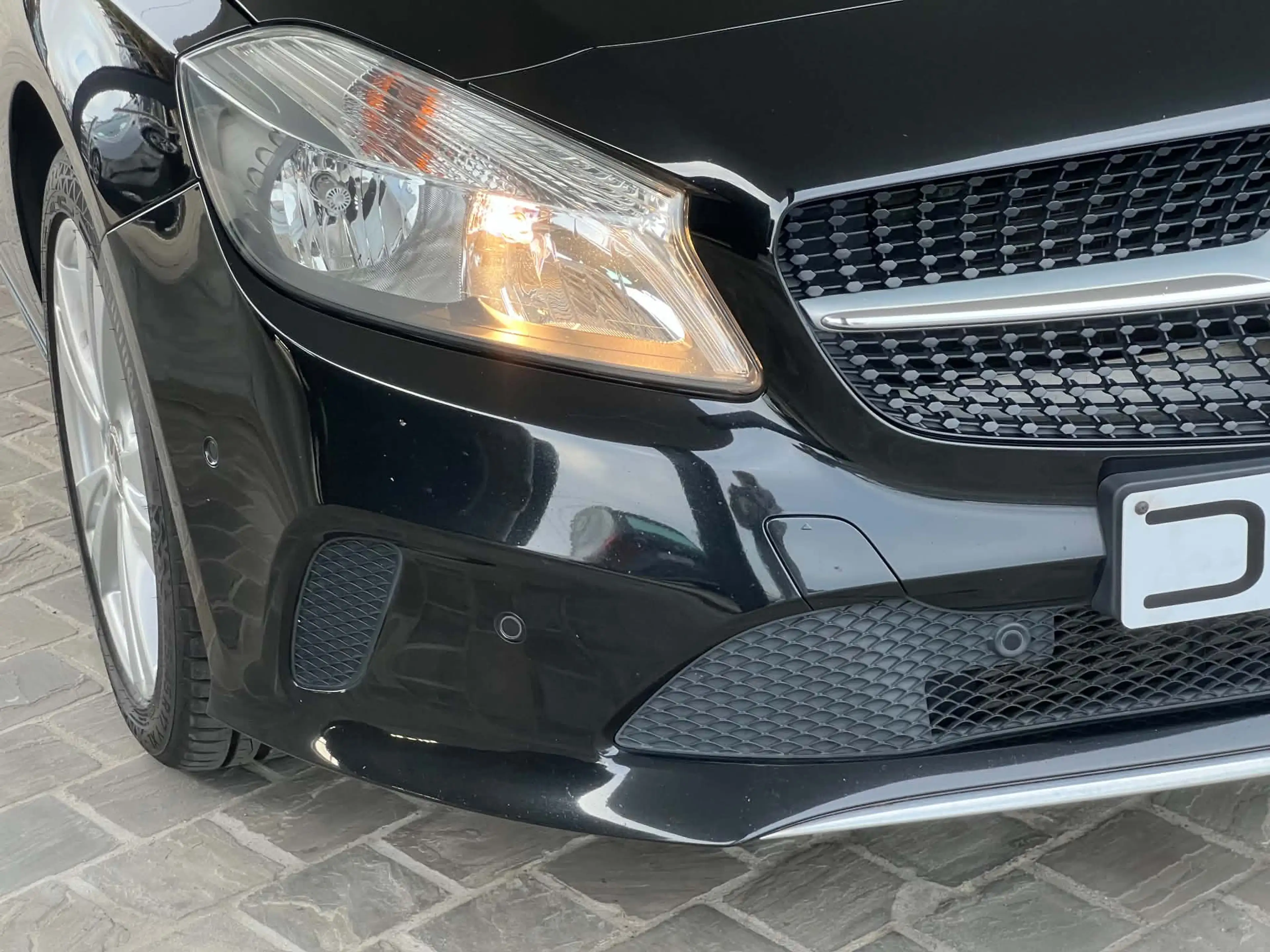 Mercedes-Benz A 180 urban handgeschakeld 2018 verwarmde zetels vooraan GPS PTS — photo 12