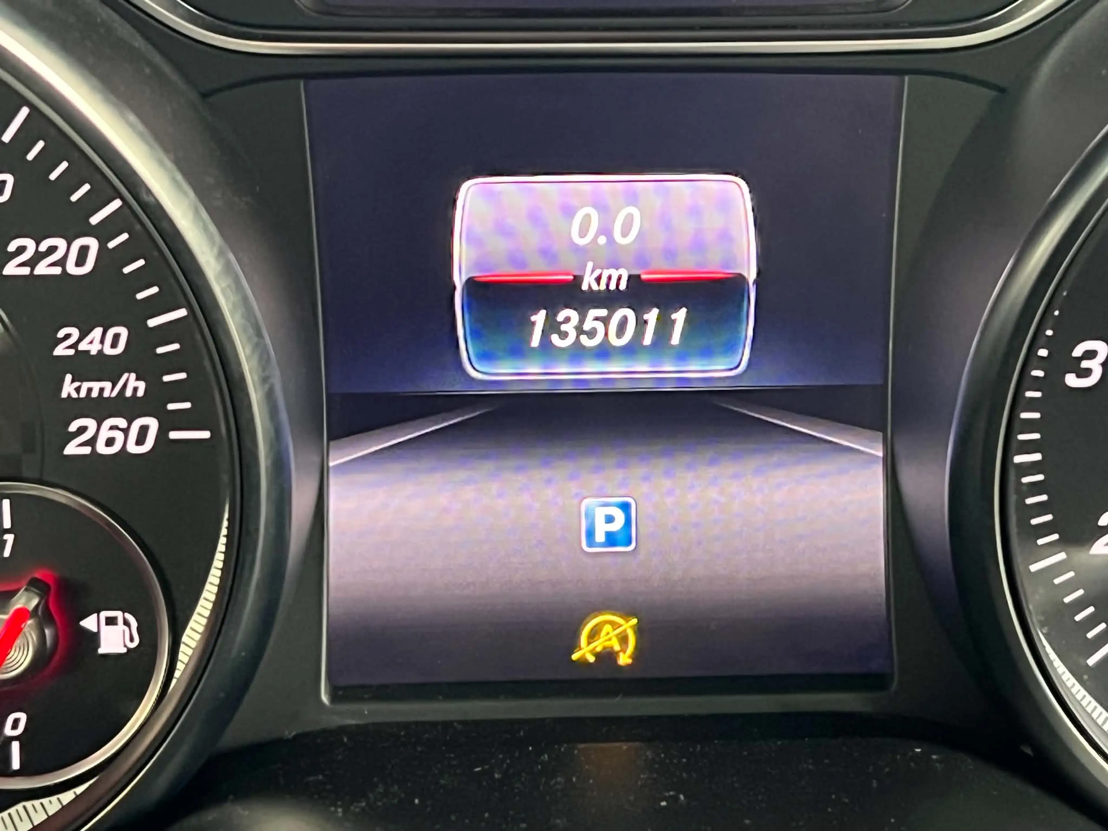 Mercedes-Benz A 180 urban handgeschakeld 2018 verwarmde zetels vooraan GPS PTS — photo 14