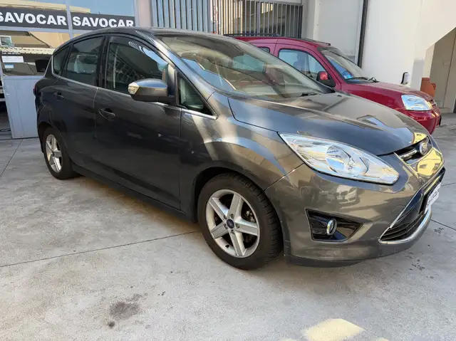 Ford C-Max view 2