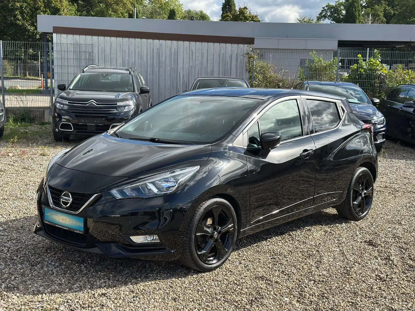 Nissan Micra N-Tec Automatik Navi Kamera Schwarz - 1
