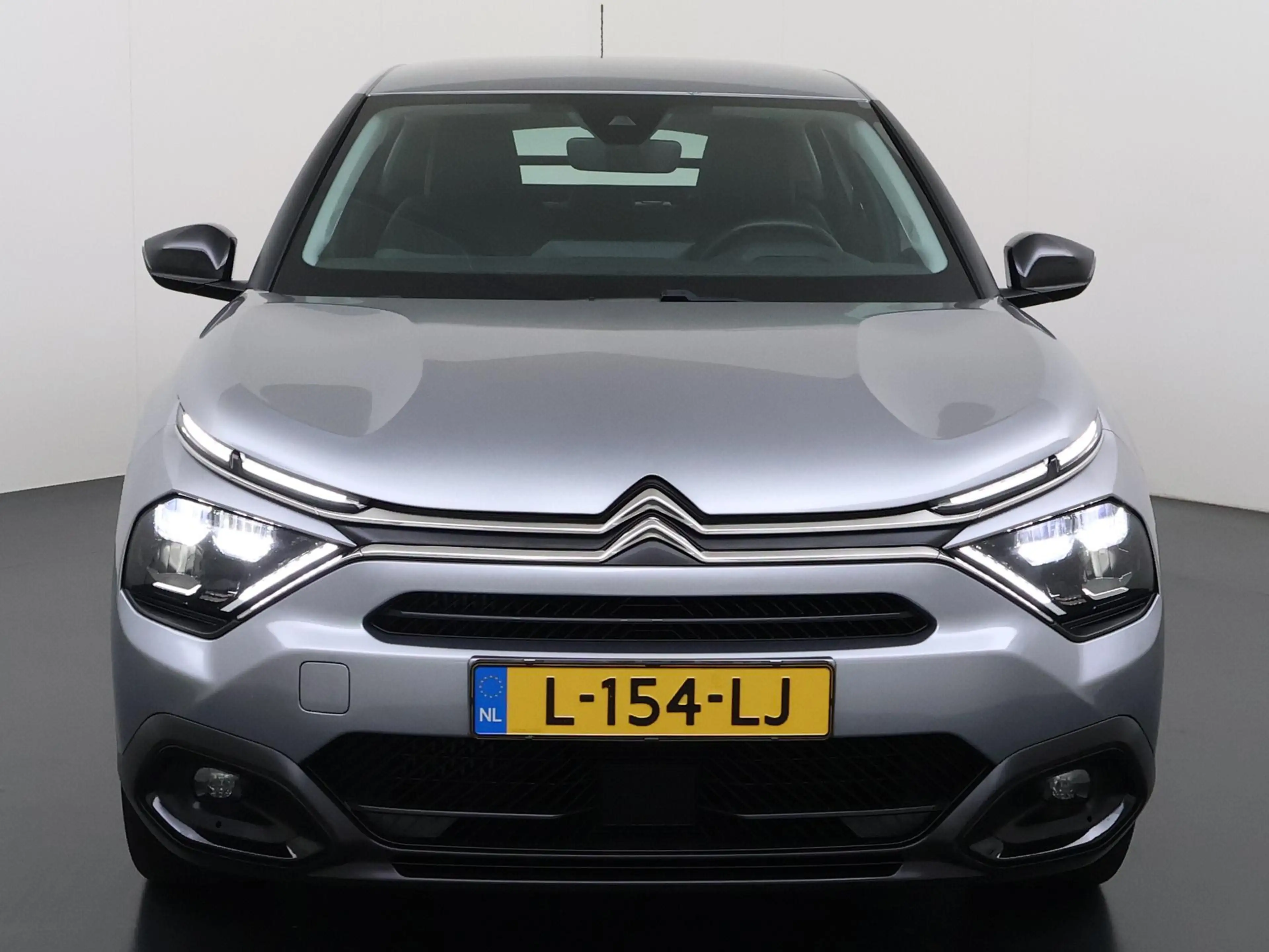 Citroen C4 1.2 Puretech Feel Edition | Parkeer camera | Navig — photo 2