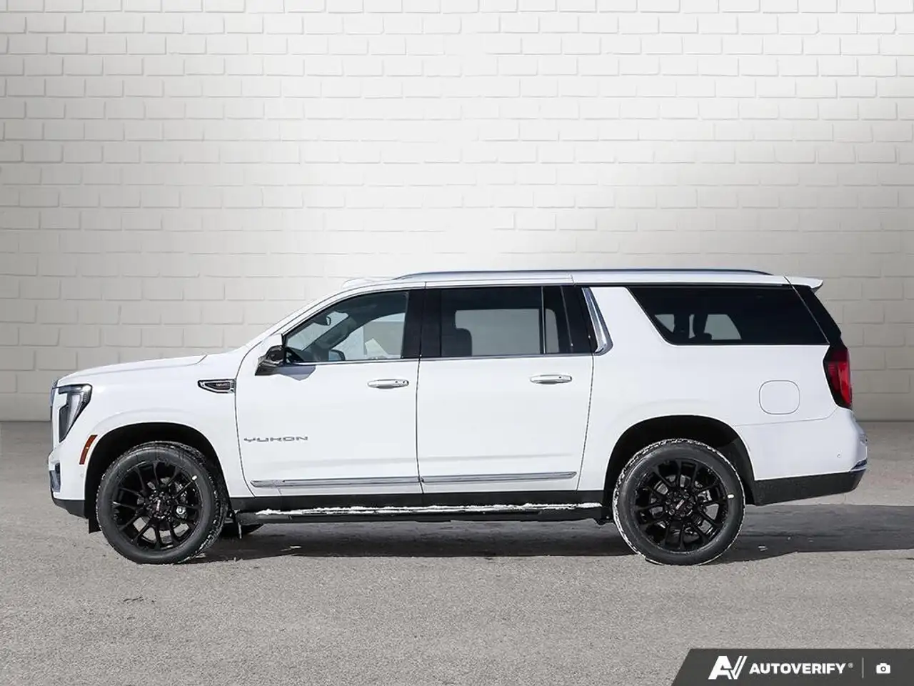 GMC Yukon снимка GMC Yukon