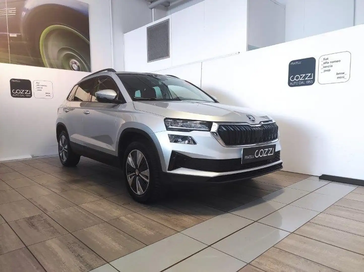 Skoda Karoq - Karoq 2.0 TDI EVO SCR 115 CV DSG Executive Argento - 1