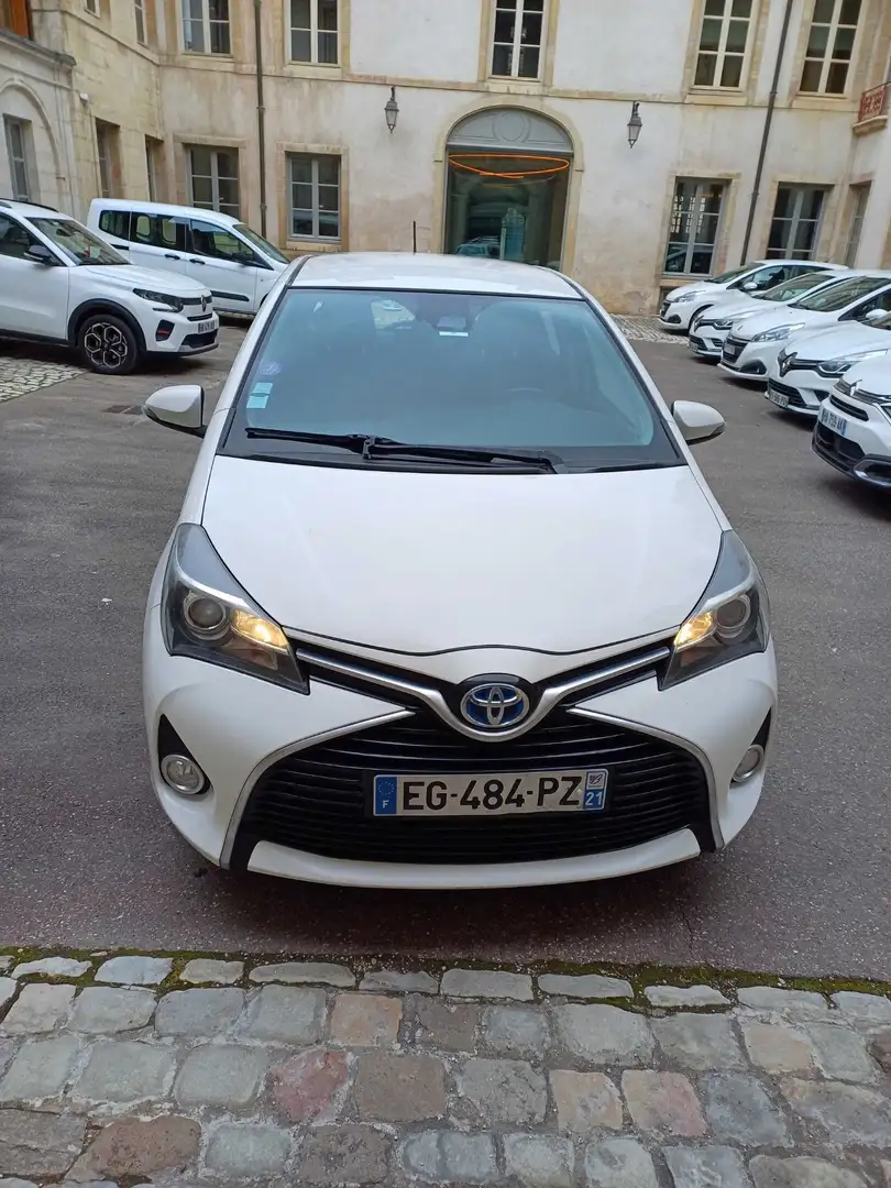 Toyota Yaris Hybride 100h Business - 1
