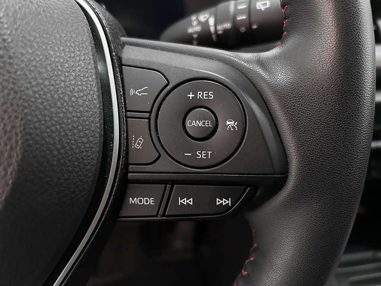 Toyota RAV 4 Prime снимка Toyota RAV 4 Prime