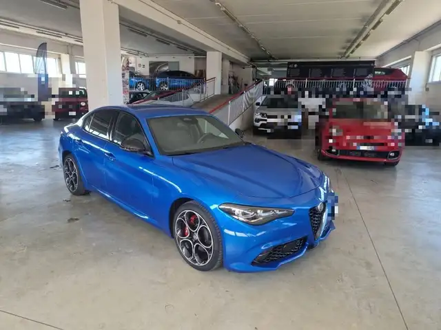 Alfa Romeo Giulia 2.2 Turbodiesel 210 CV AT8 AWD Q4 Veloce