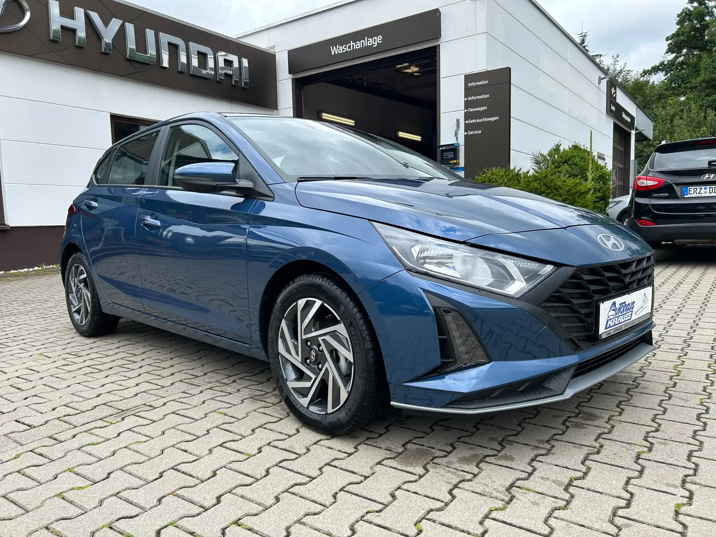 Hyundai i20 1.2 Edition Blau - 1