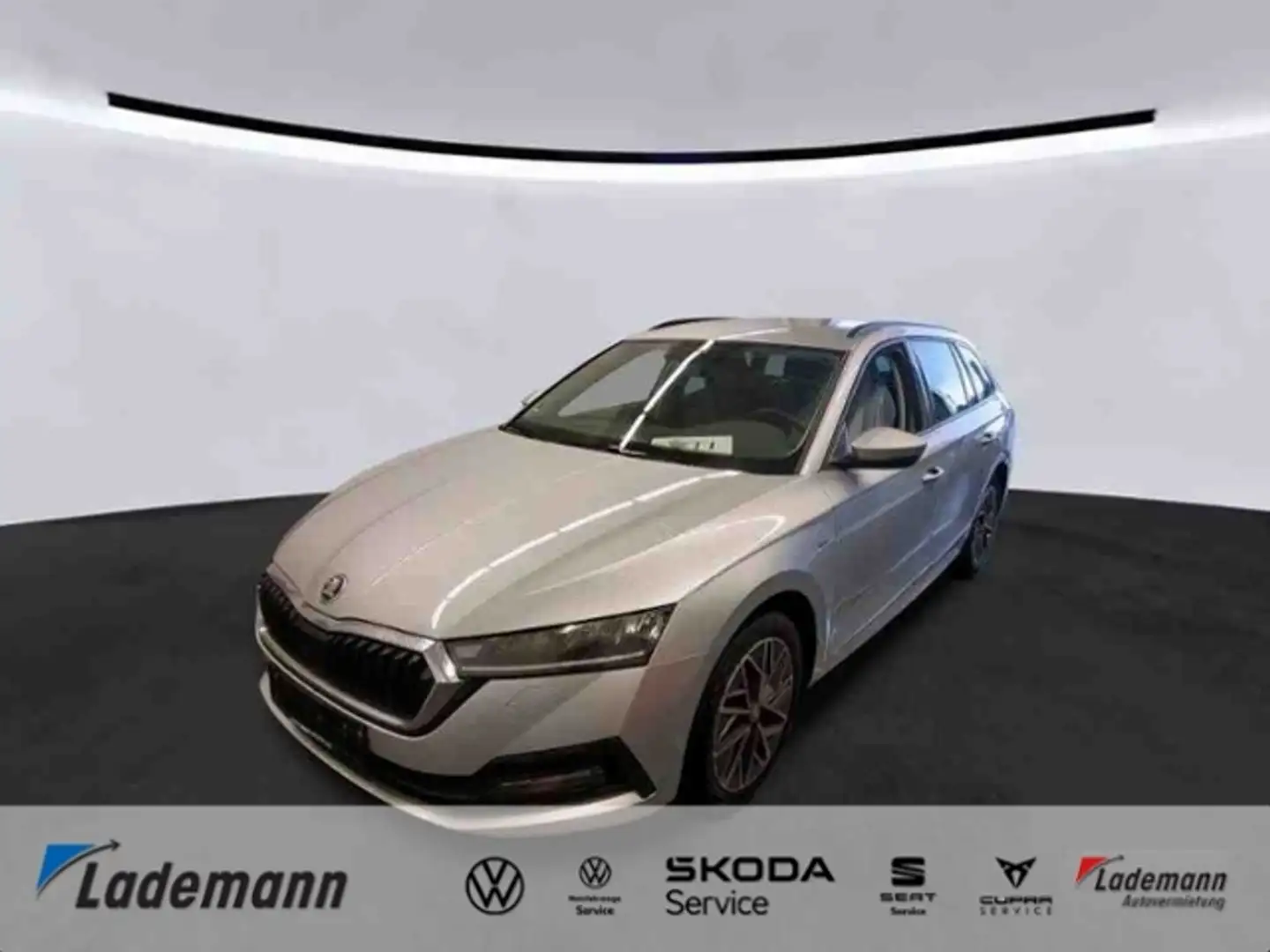 Skoda Octavia Combi 2.0 TDI DSG Clever LED+NAVI+PDC+GR Silber - 1