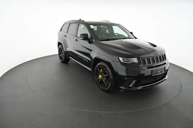 Jeep Grand Cherokee view 10