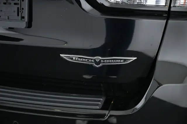 Jeep Grand Cherokee view 15