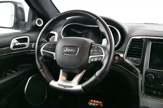 Jeep Grand Cherokee view 21