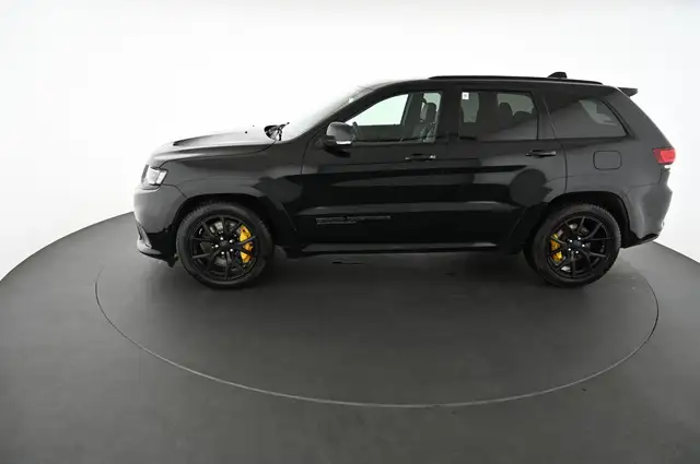 Jeep Grand Cherokee view 5