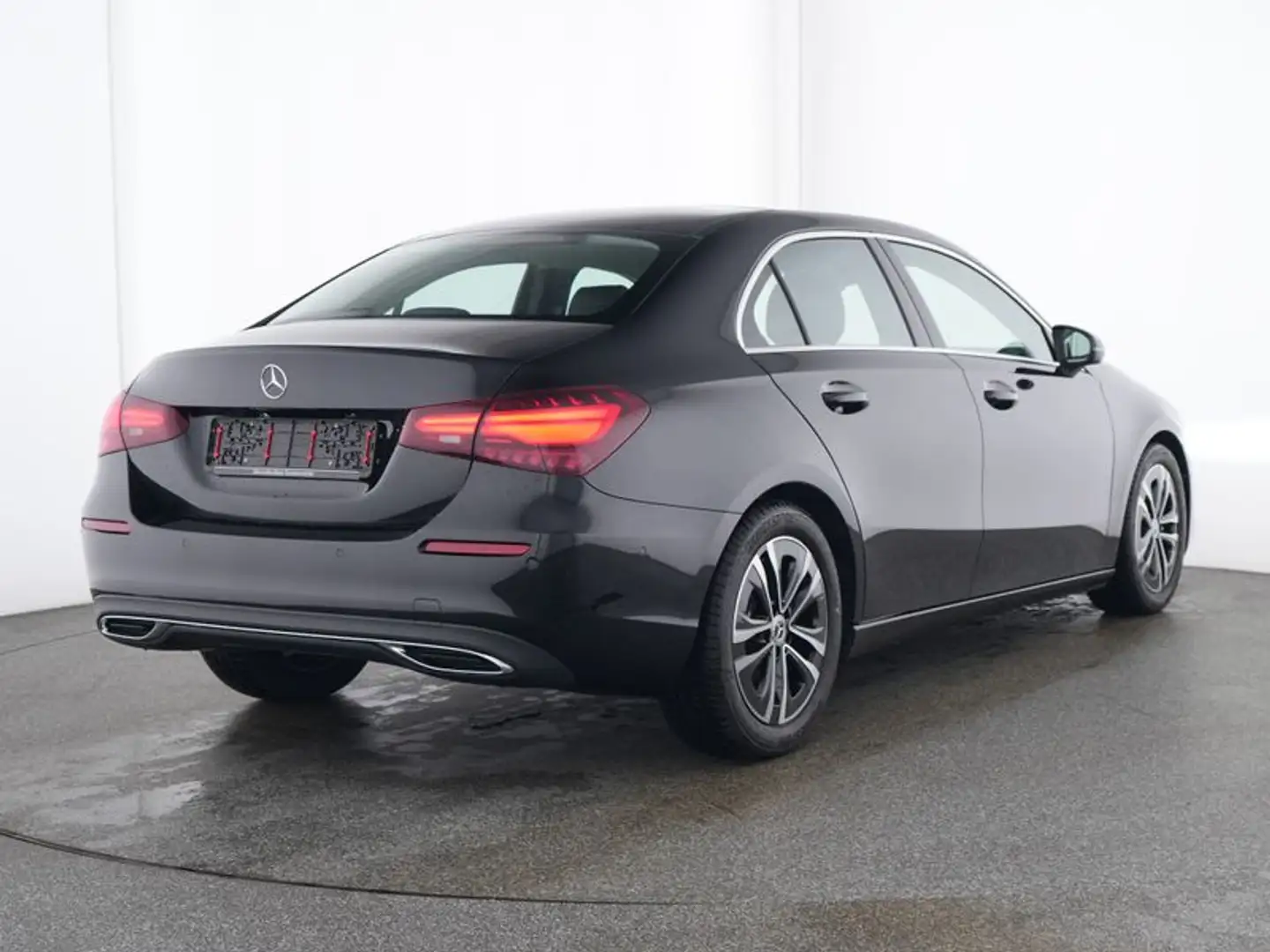 Mercedes-Benz A 200 d Limousine Progressive Line/LED/Pano-SD/ Schwarz - 2