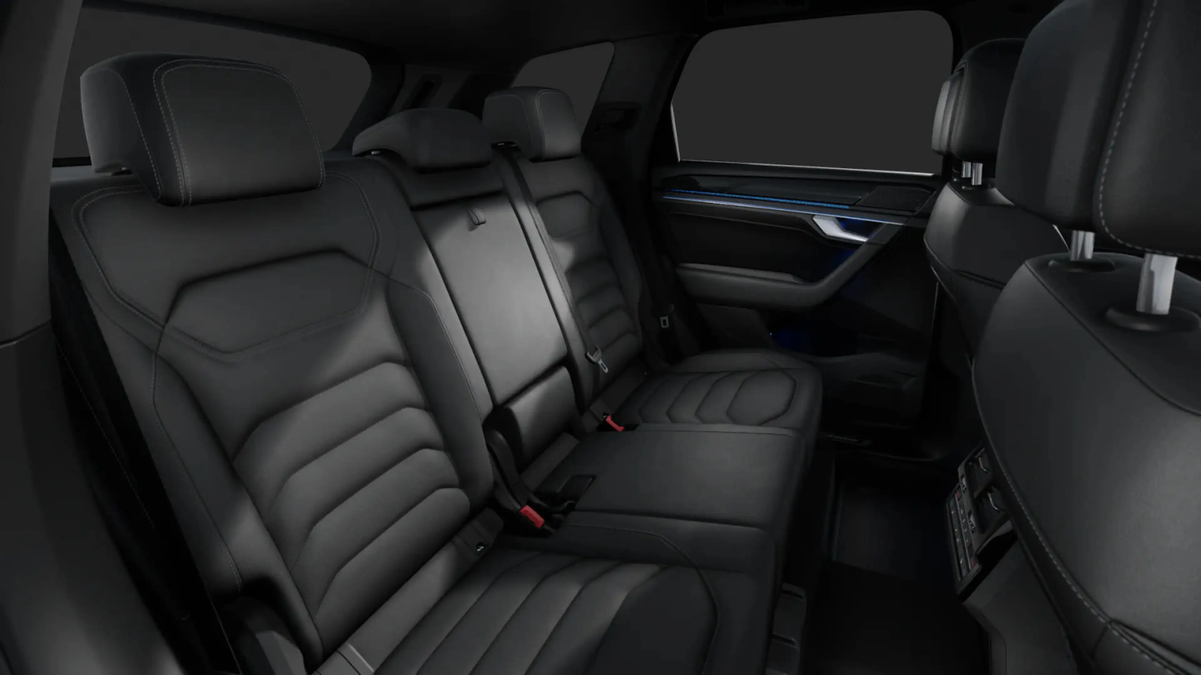 Volkswagen Touareg 3.0 TDI DSG R-LINE LUFT ST.HEIZ LM19 AHK — photo 11