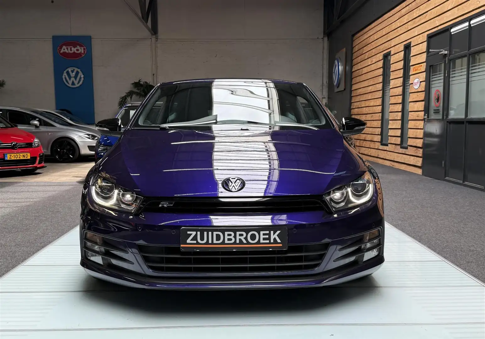 Volkswagen Scirocco 2.0 TSI DSG Xenon Clima Leer Mauve - 2