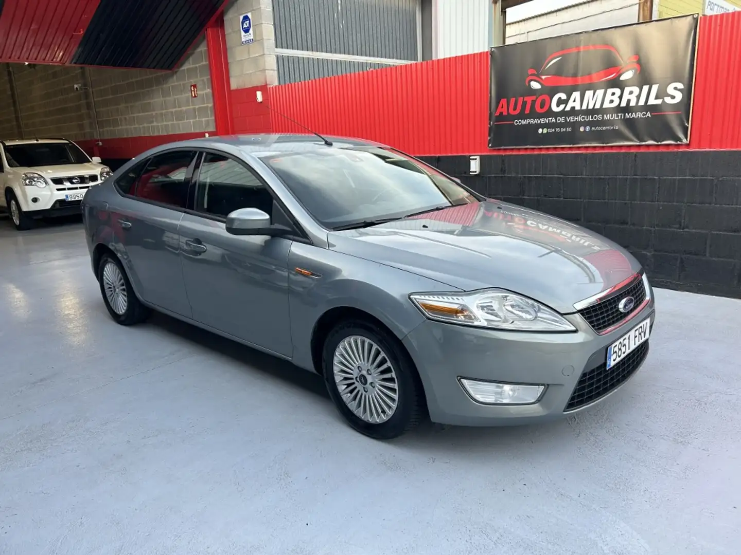 Ford Mondeo 1.8TDCi Ambiente - 1