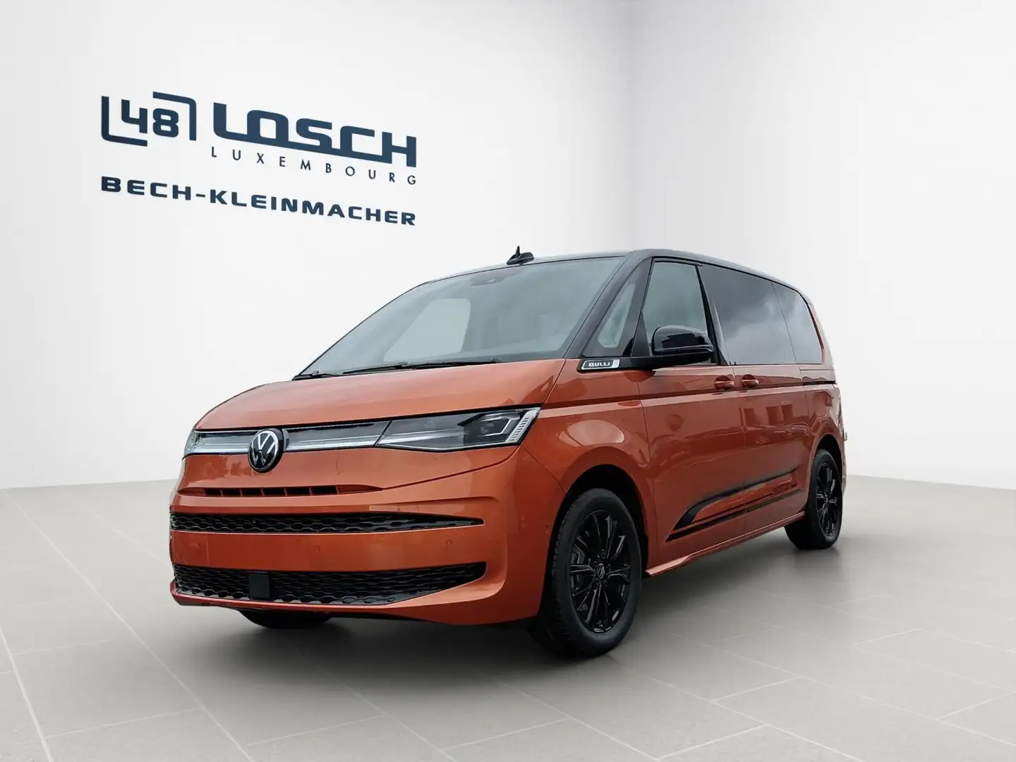 Volkswagen T7 Multivan Life Orange - 2