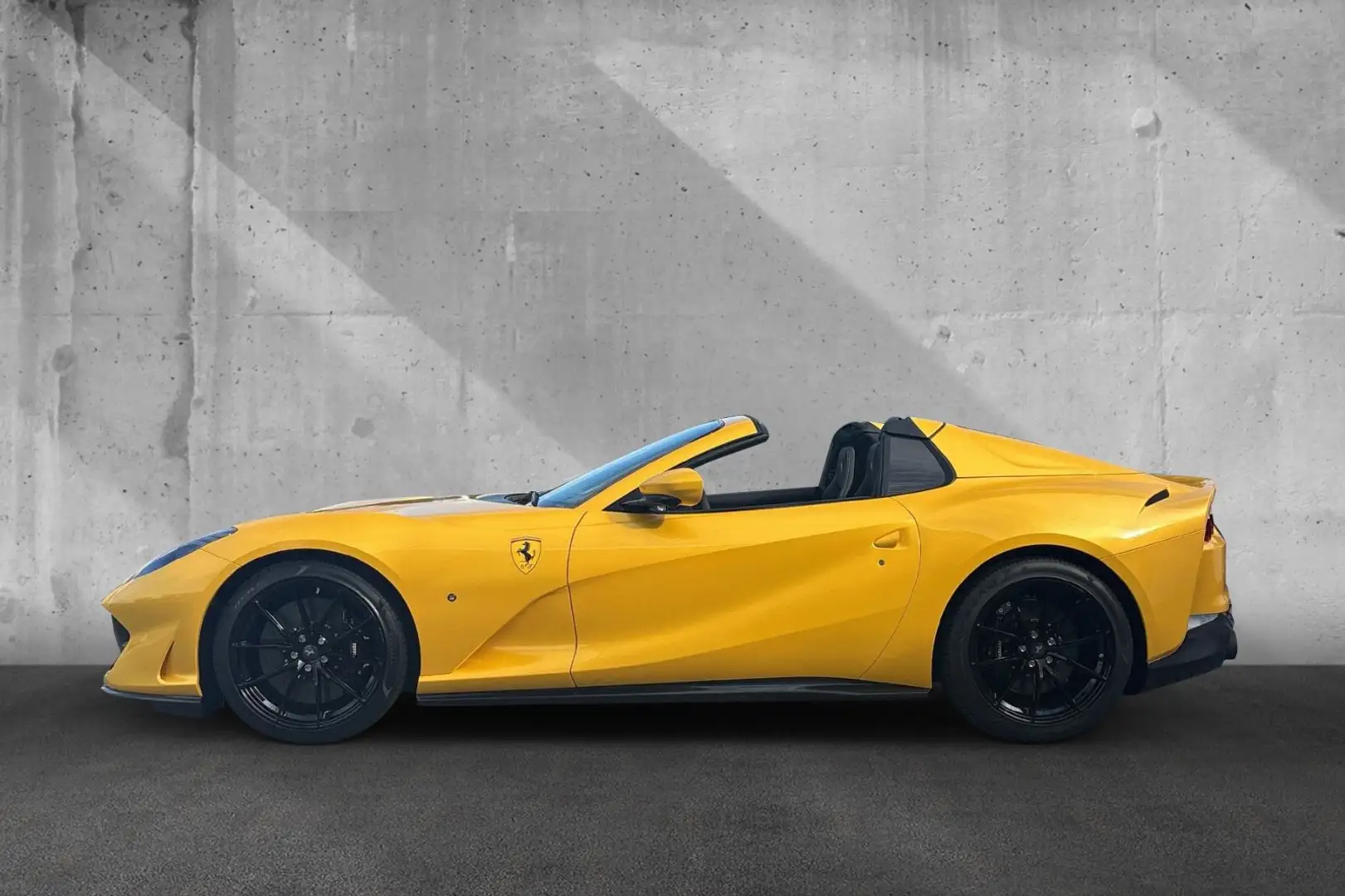 Ferrari 812 GTS*Atelier*all Carbon*painted*ADAS Gelb - 2