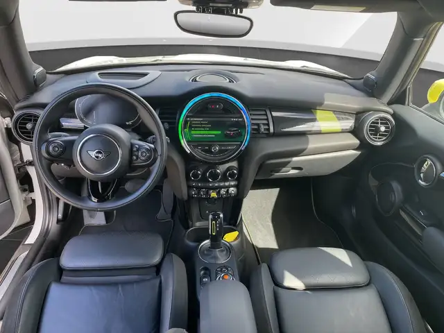 MINI Hatch view 8