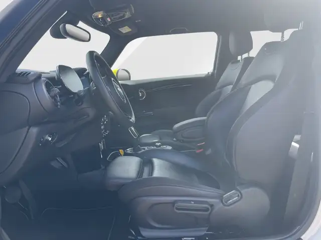 MINI Hatch view 14