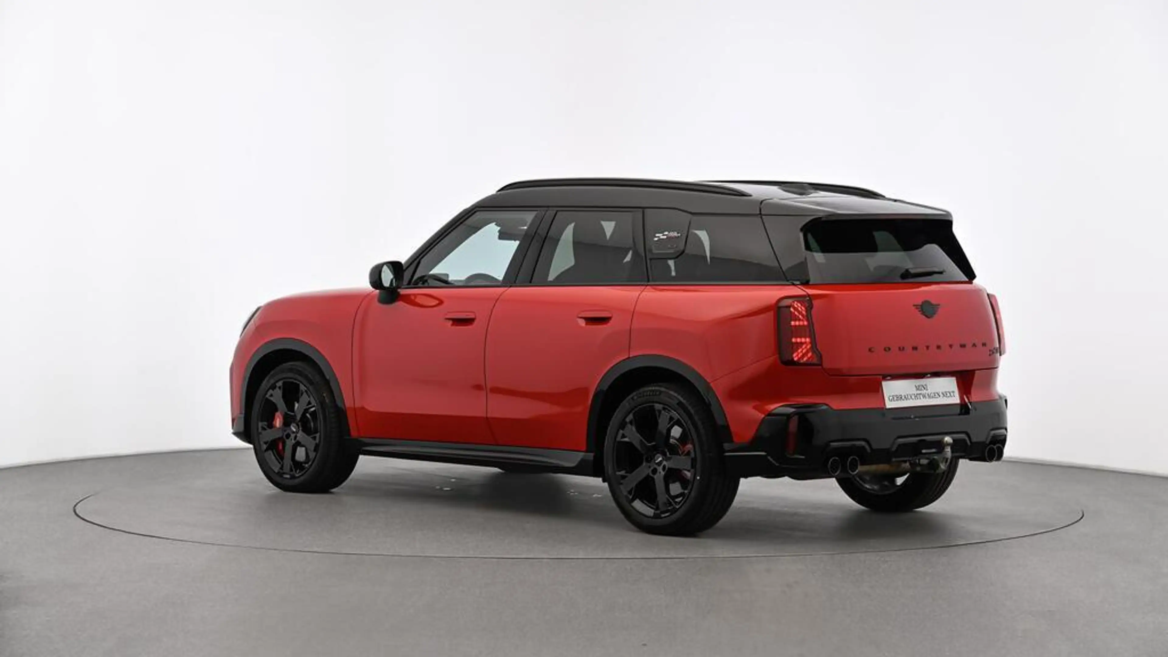 MINI JCW Countryman All4 John Cooper Works Trim — photo 4